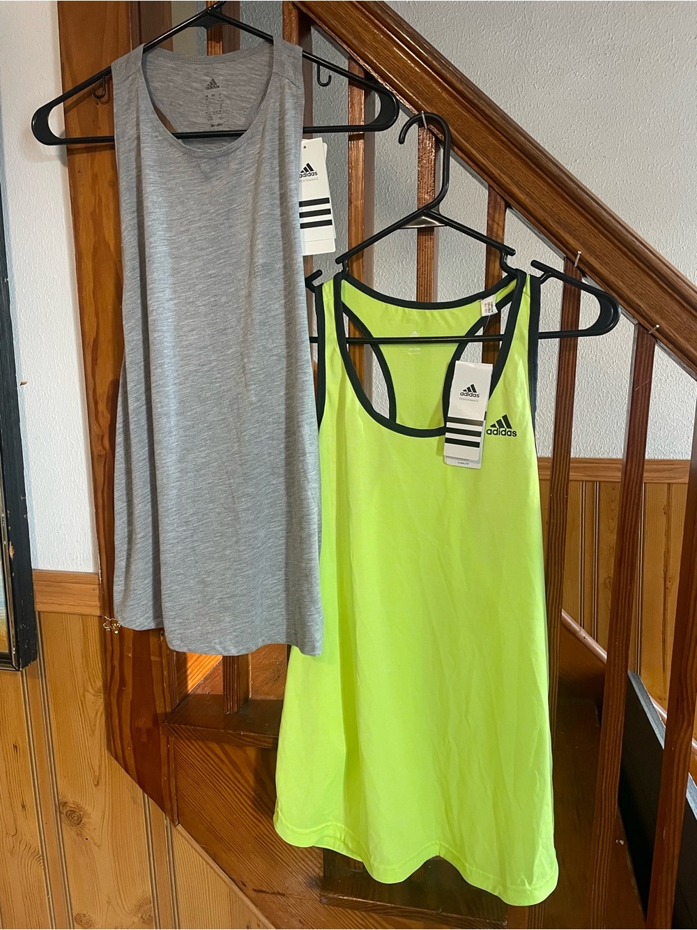 Adidas Racer Back Performance Tank Top Lot of 2, Women’s M, NWT athletic